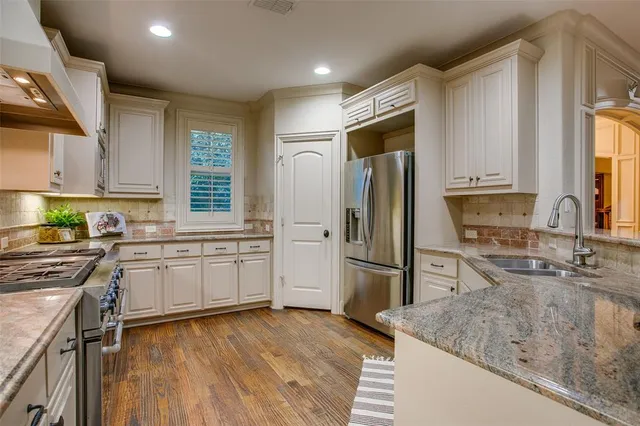 $1,200,000 | 7238 Casa Loma Avenue, Dallas, TX 75214