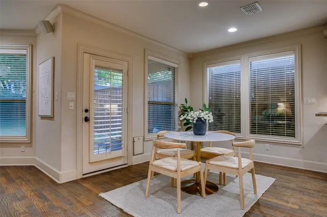 $1,200,000 | 7238 Casa Loma Avenue, Dallas, TX 75214