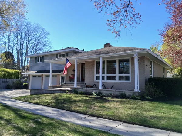 $399,900 | 318 North Emily Street, Ludington, MI 49431