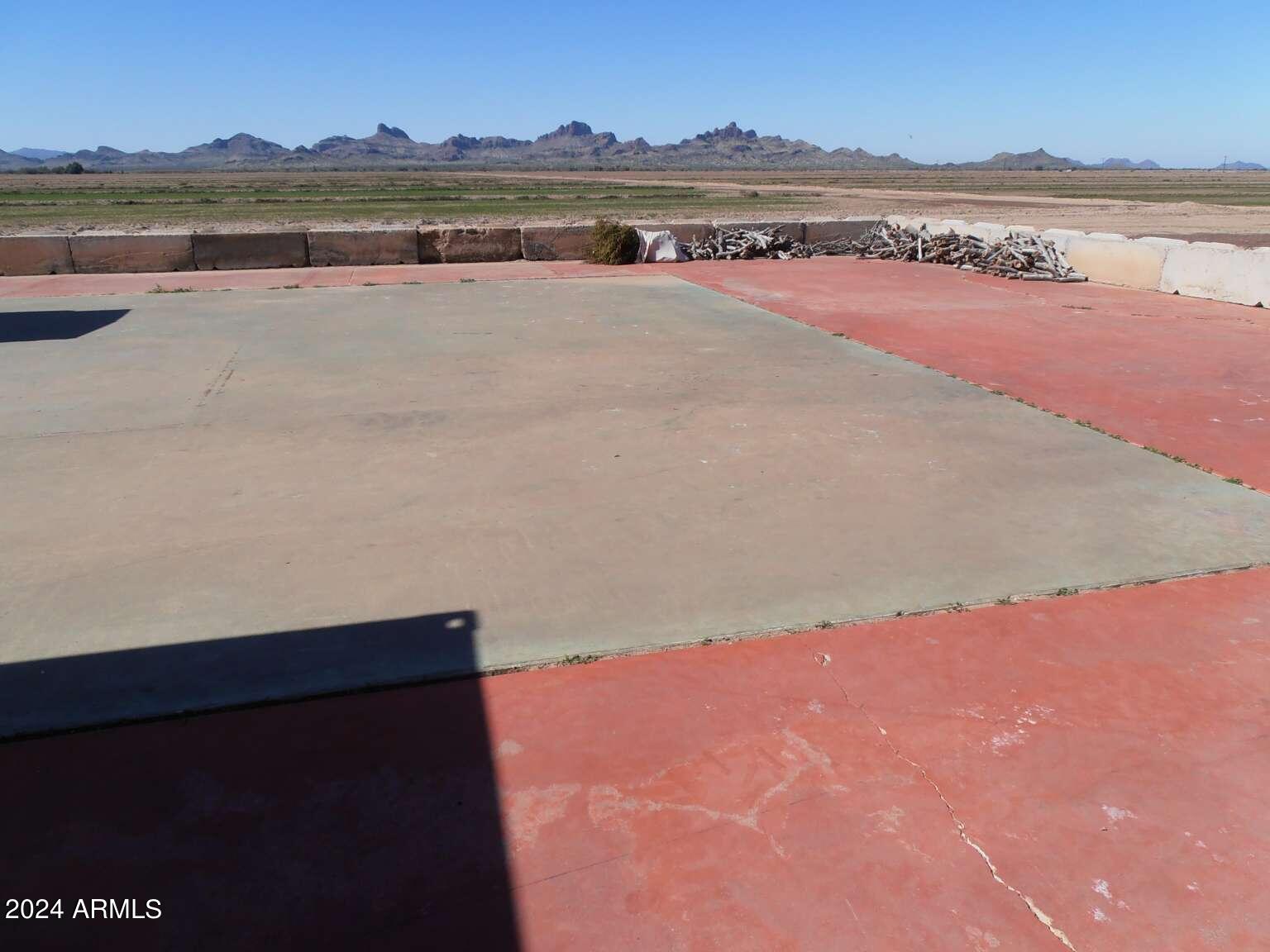 29490 South Overfield Road Eloy, AZ 85131 - Photo 12 of 21 Bragg.12