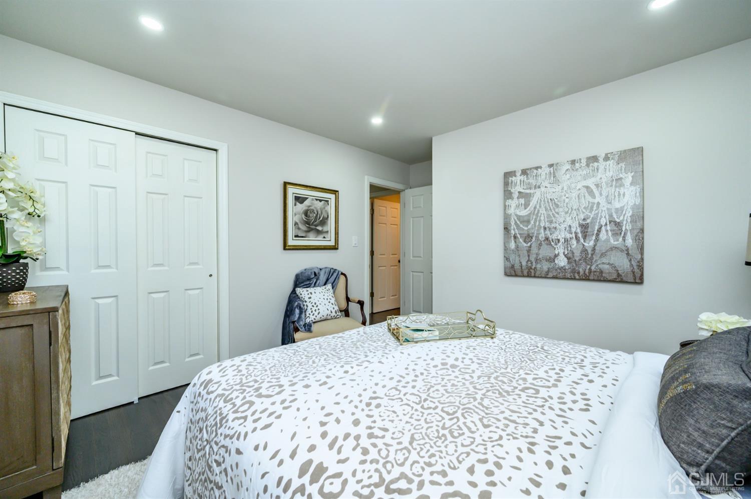 39 Wellington Road East Brunswick, NJ 08816 - Photo 22 of 44 Gallery Image 22