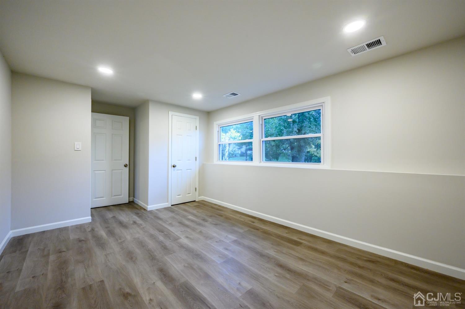 39 Wellington Road East Brunswick, NJ 08816 - Photo 34 of 44 Gallery Image 34