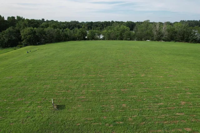 $98,900 | Tbd Lake Shore Drive, Sherburn, MN 56171