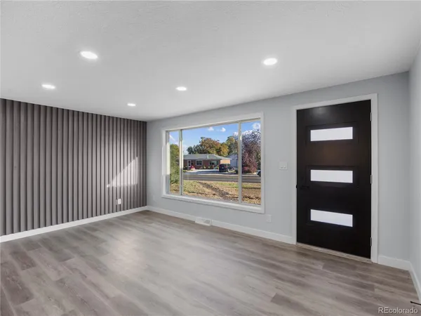 $669,000 | 951 East 10th Avenue, Broomfield, CO 80020