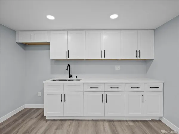 $669,000 | 951 East 10th Avenue, Broomfield, CO 80020