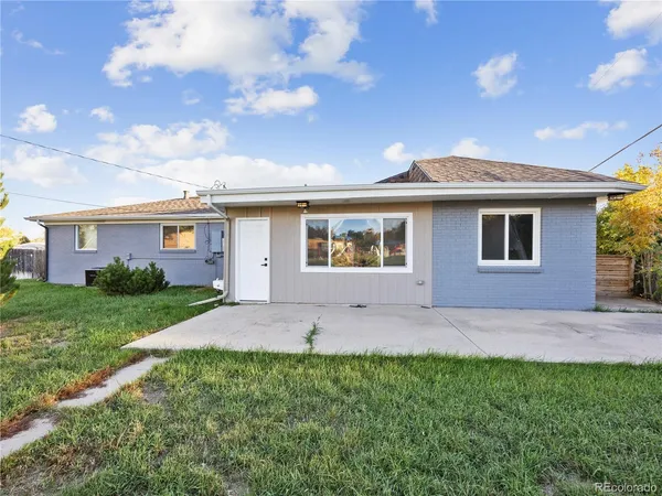 $669,000 | 951 East 10th Avenue, Broomfield, CO 80020