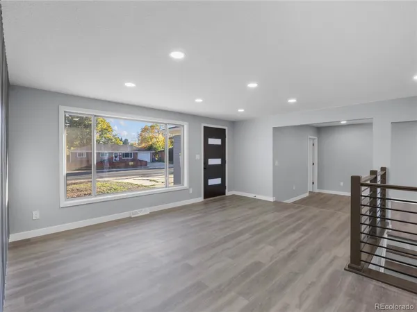 $669,000 | 951 East 10th Avenue, Broomfield, CO 80020