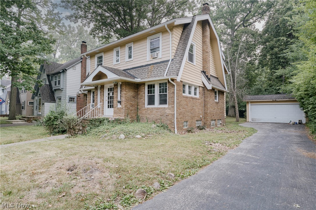 1660 Maple Road Cleveland Heights, OH 44121 - Photo 2 of 35 Gallery Image 2