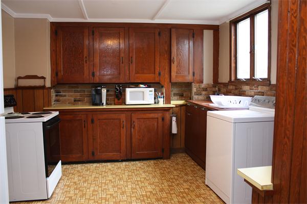 36 Rockway Road Peabody, MA 01960 - Photo 3 of 14 Gallery Image 3