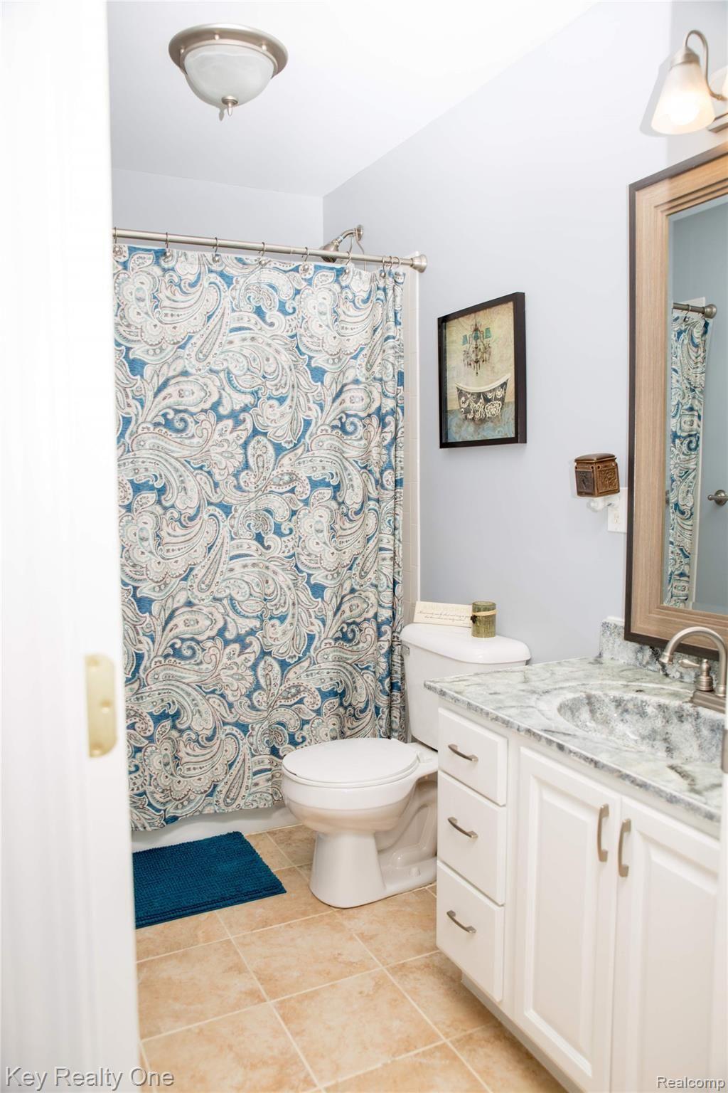 6930 Ball Road Romulus, MI 48174 - Photo 16 of 21 Full Bath