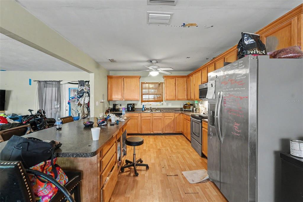 1358 South Keene Road Clearwater, FL 33756 - Photo 10 of 48