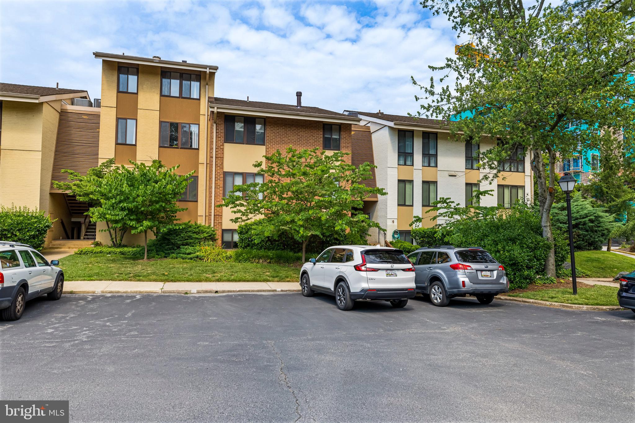 19 Hamill Road, Unit 19E Baltimore, MD 21210 - Photo 28 of 33 parking