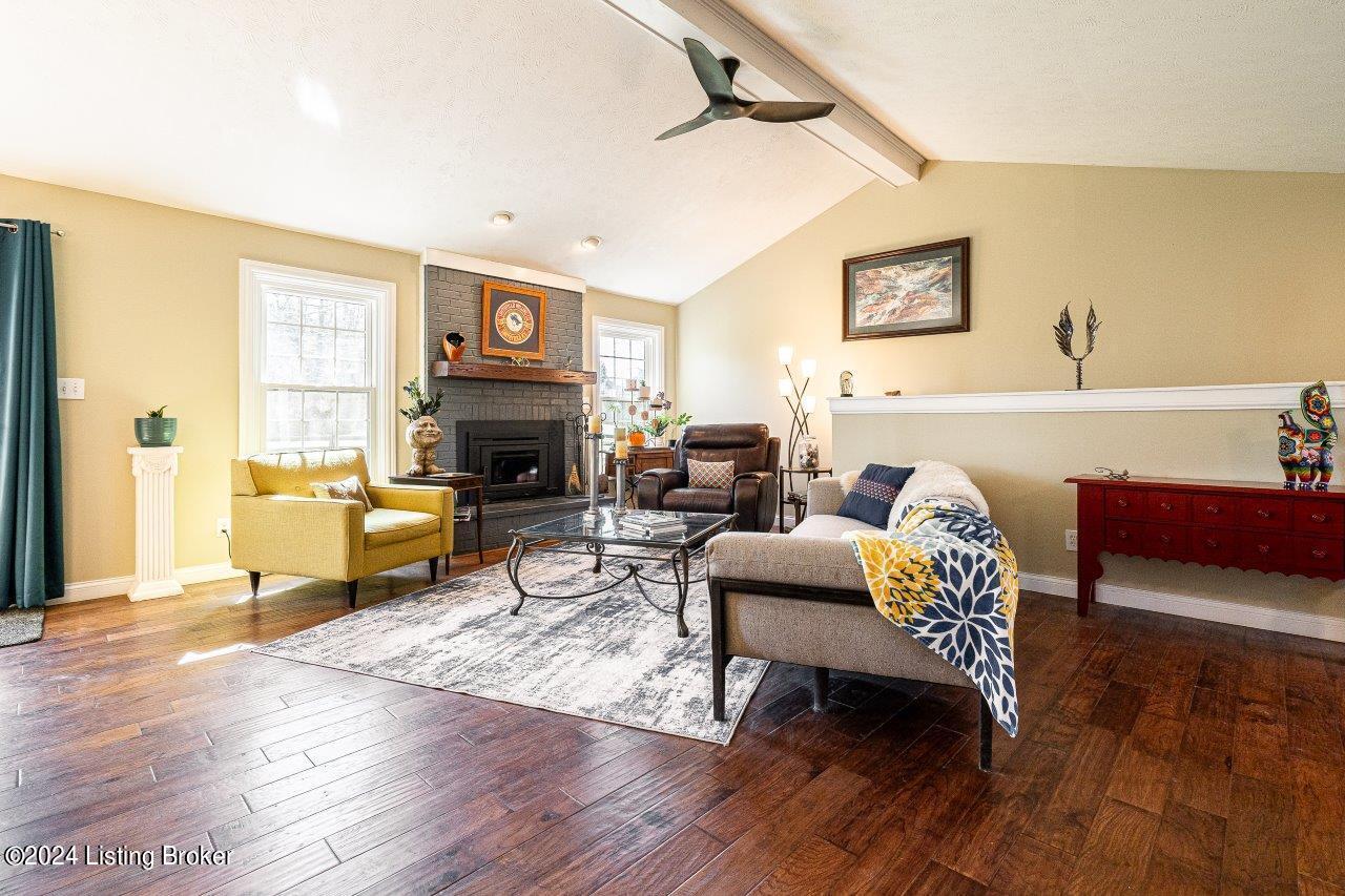 124 Silverview Road Smithfield, KY 40068 - Photo 20 of 70 124 Silverview Rd-33