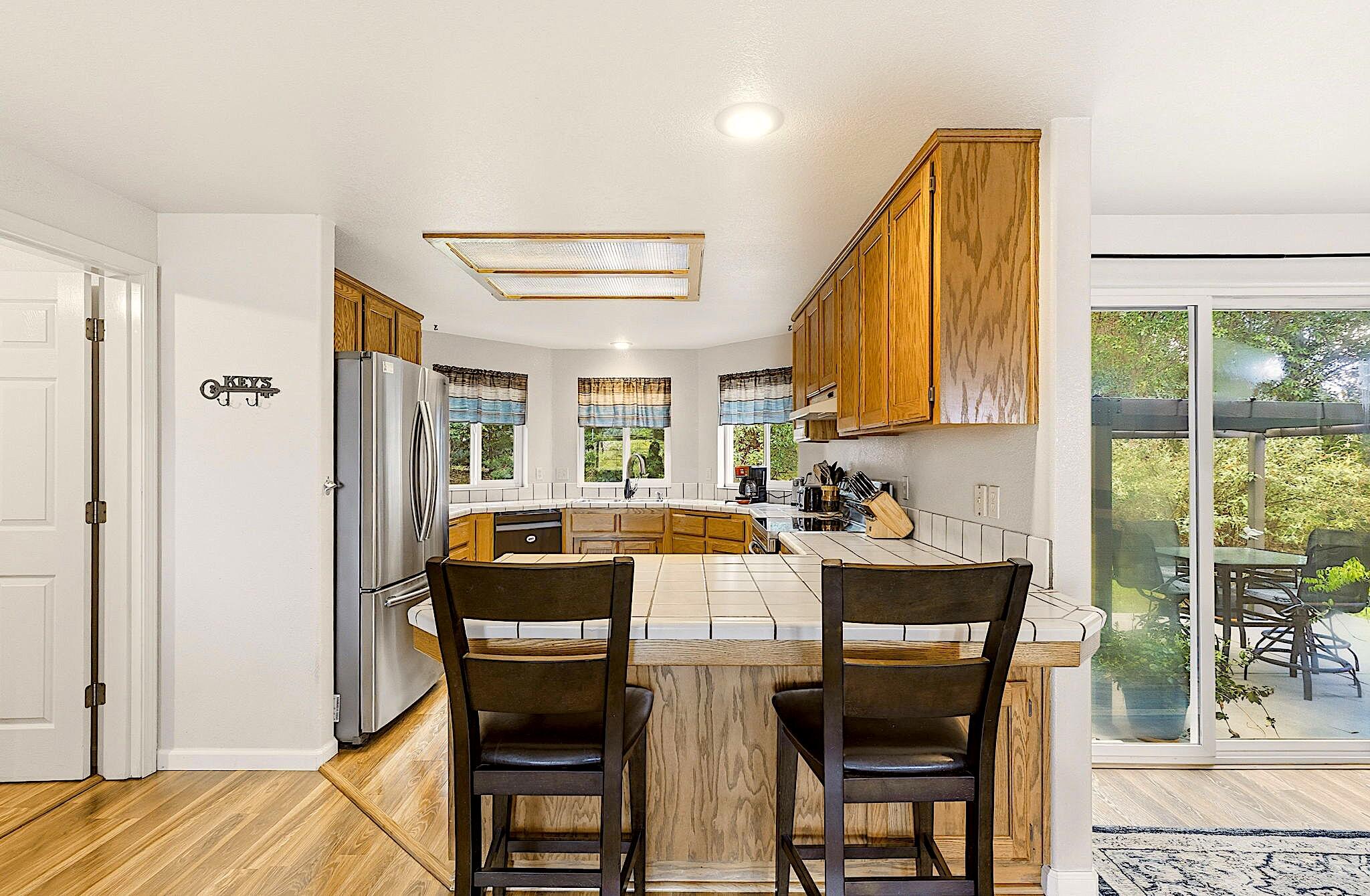 587 Summit Loop Grants Pass, OR 97527 - Photo 22 of 59 45-web-or-mls-587-summit-loop