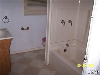 1223 4th Street Slatington, PA 18080 - Photo 4 of 5