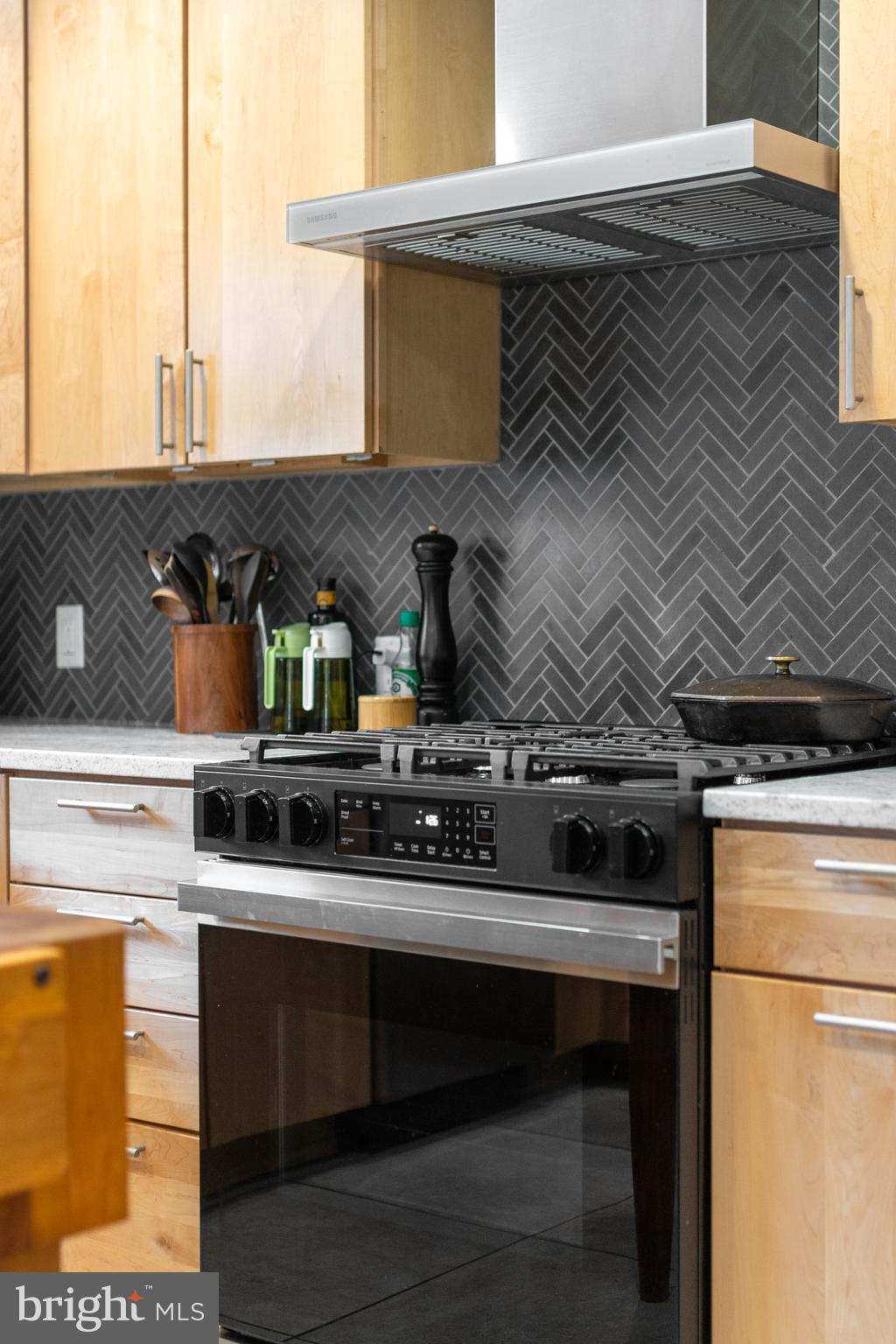 1137 Dorum Avenue State College, PA 16801 - Photo 13 of 56 a kitchen with a stove and a microwave