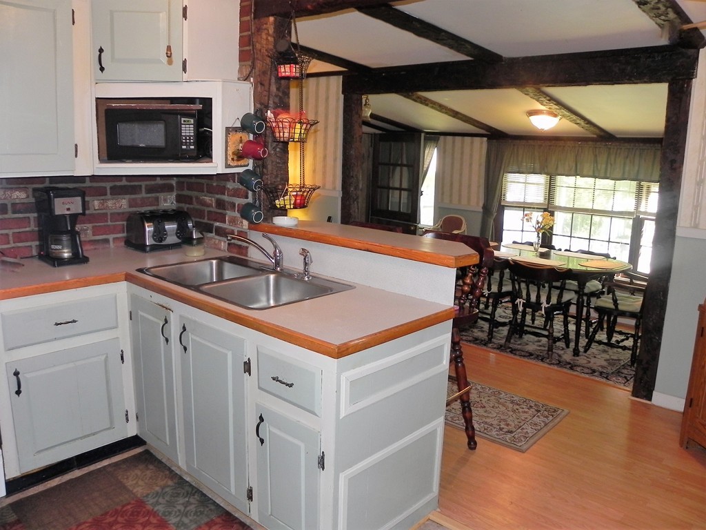 41 Sandwich Road Wareham, MA 02571 - Photo 5 of 20
