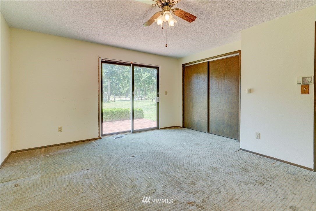 12604 Hubbard Road Southeast Rainier, WA 98576 - Photo 16 of 30 Gallery Image 16