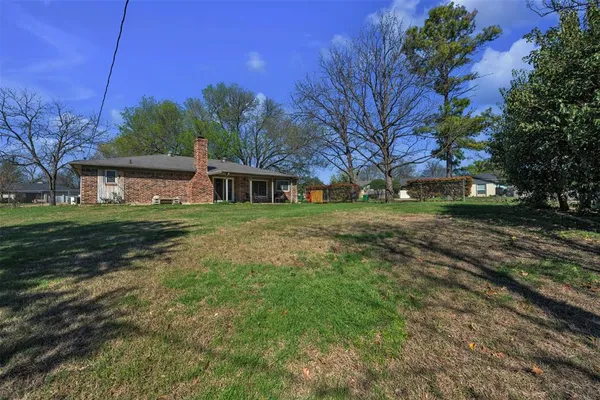 $295,000 | 401 Ferenz Court, Crowley, TX 76036