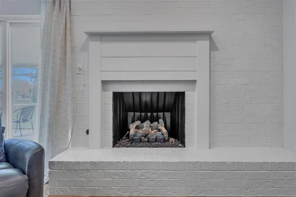 $295,000 | 401 Ferenz Court, Crowley, TX 76036