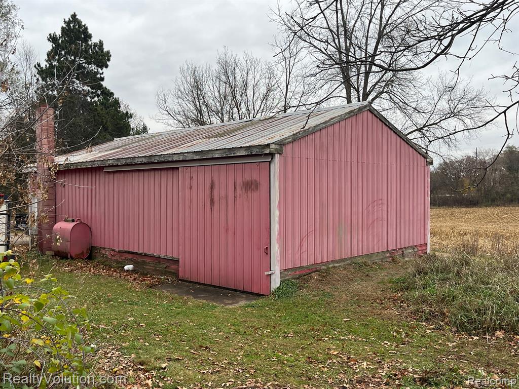131 Turrill Road Lapeer, MI 48446 - Photo 16 of 19