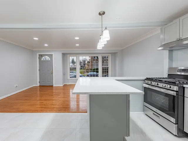 $295,000 | 7028 South Honore Street, Chicago, IL 60636