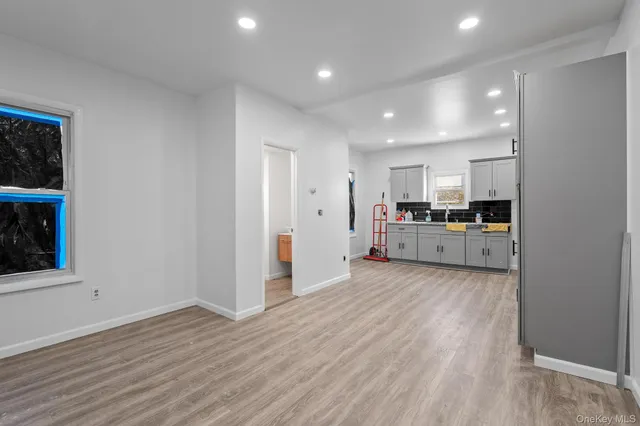 $3,200 | 87 Winnikee Avenue, Poughkeepsie, NY 12601