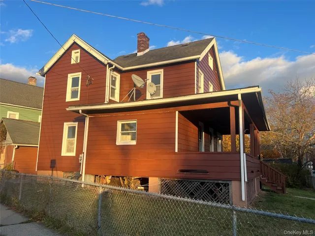 $3,000 | 87 Winnikee Avenue, Poughkeepsie, NY 12601