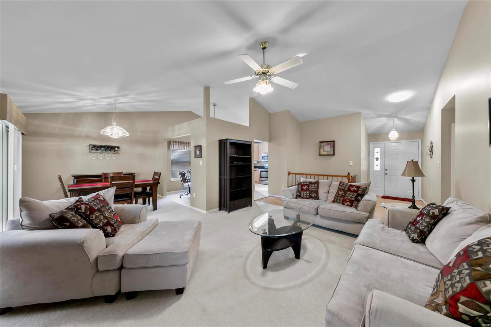 413 Arbor Spring Drive Ballwin, MO 63021 - Photo 8 of 32