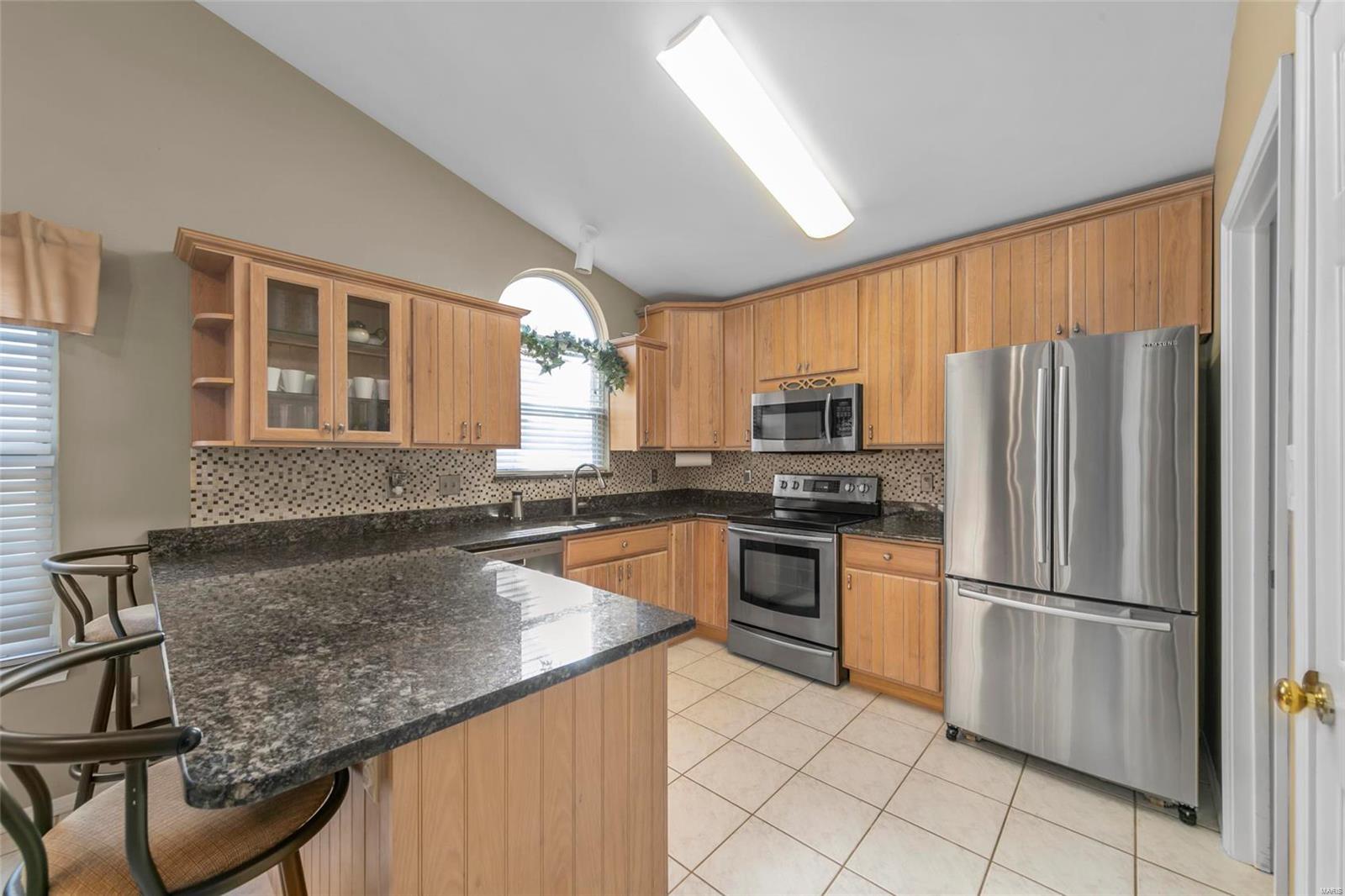 413 Arbor Spring Drive Ballwin, MO 63021 - Photo 10 of 32