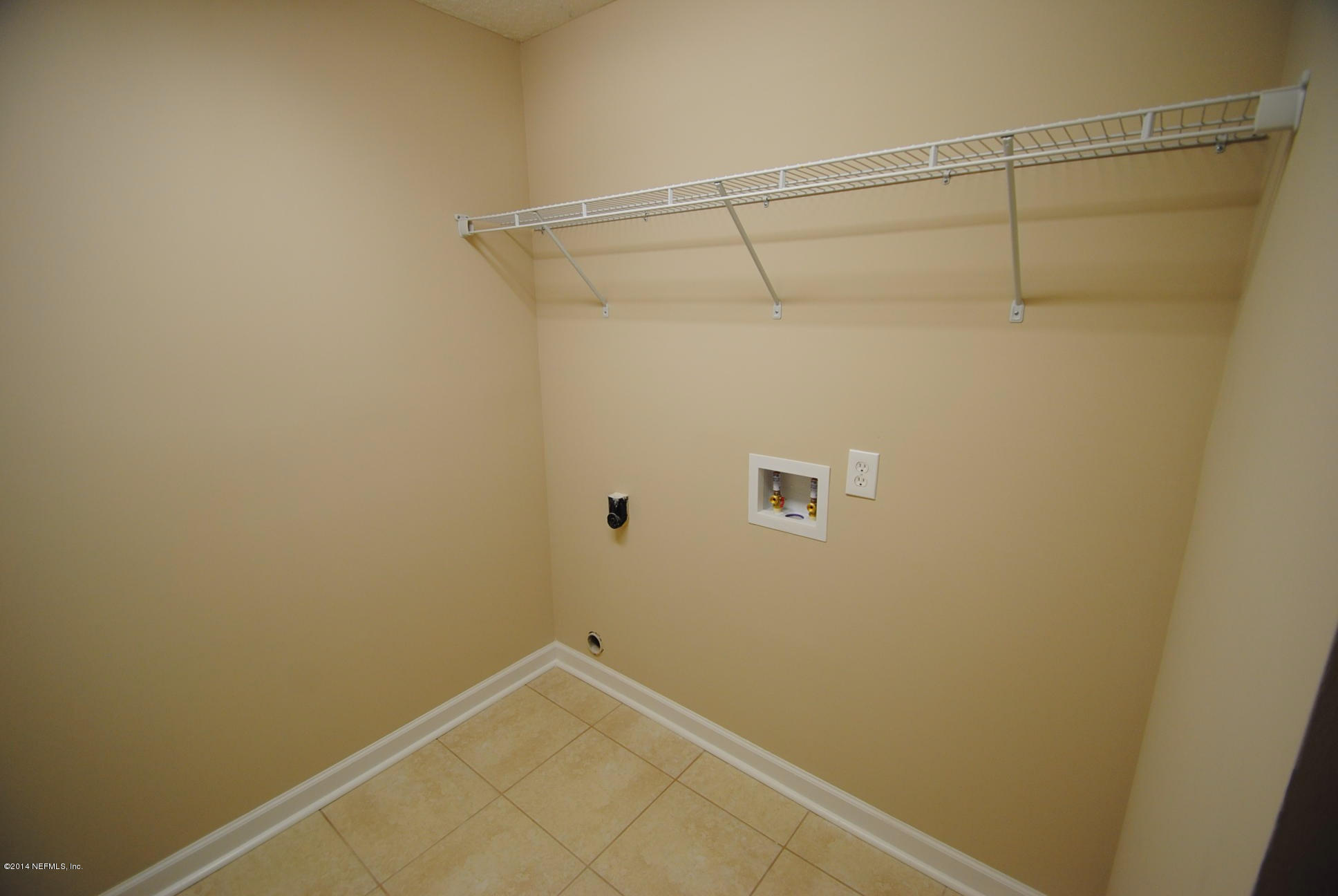 11331 Scott Mill Road Jacksonville, FL 32223 - Photo 18 of 19 a view of a small room