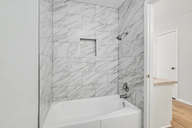 $285,000 | 6910 Chancellor Drive, Spring, TX 77379