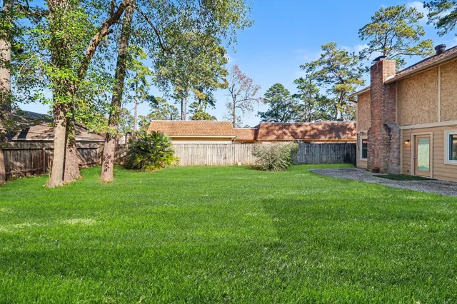 $285,000 | 6910 Chancellor Drive, Spring, TX 77379