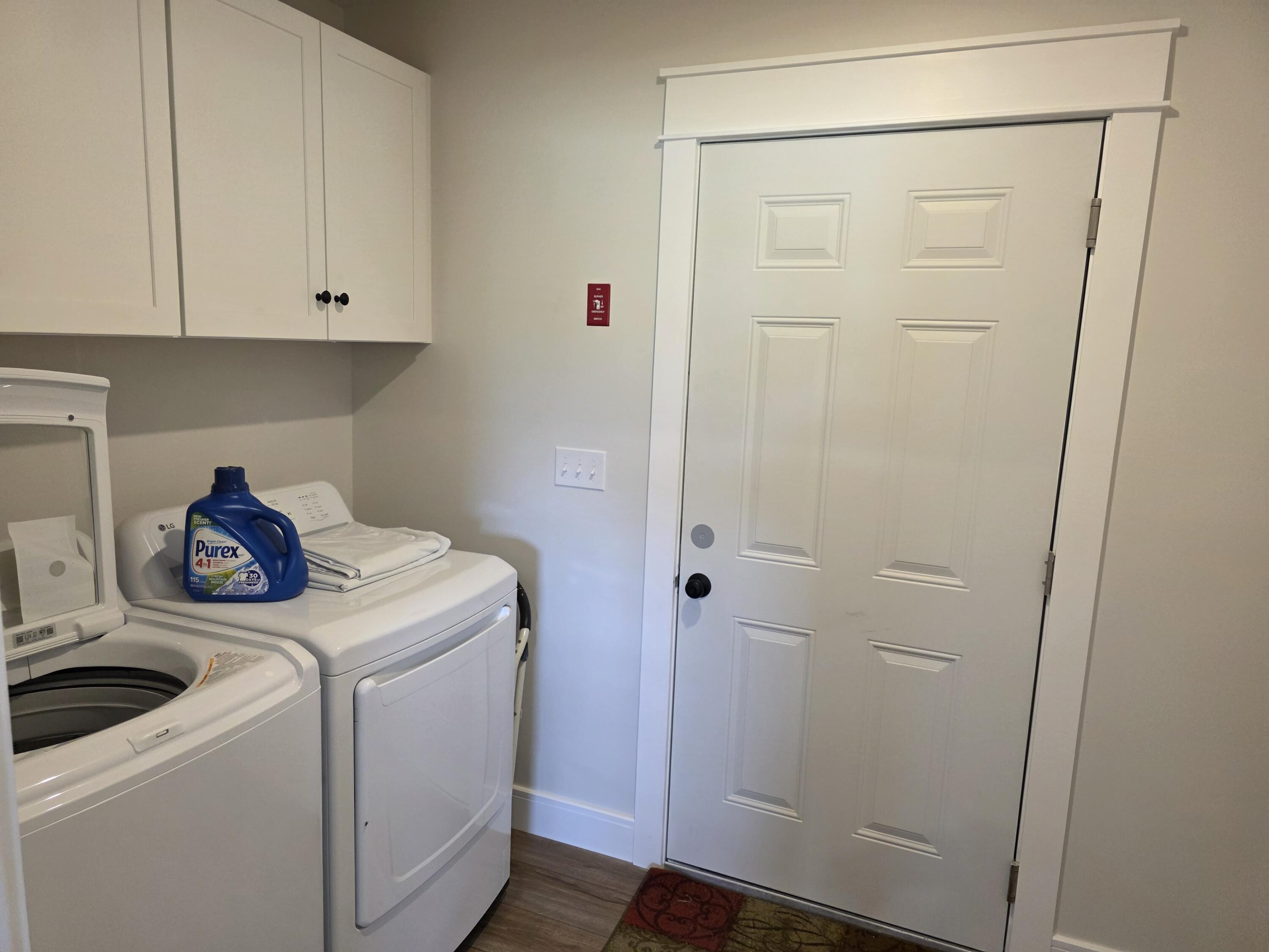 30 Bartlett Cv Road, Unit 30 Orrington, ME 04474 - Photo 9 of 18 LAUNDRY