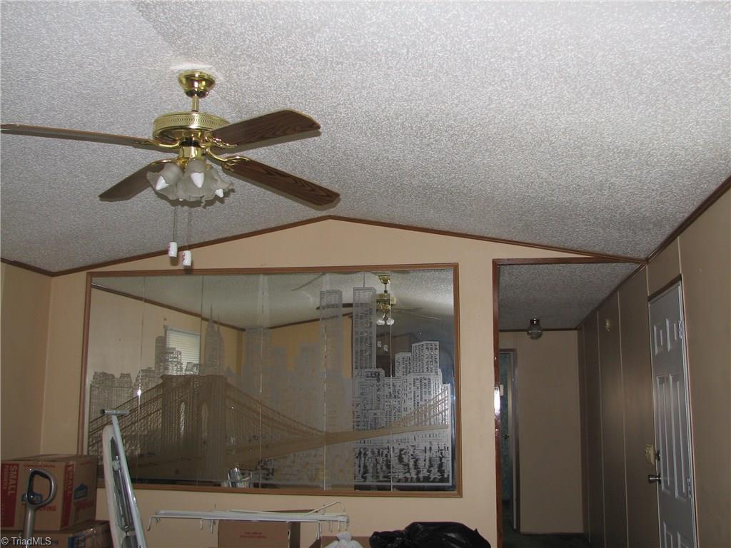 705 Frank Road Denton, NC 27239 - Photo 6 of 12 Gallery Image 6