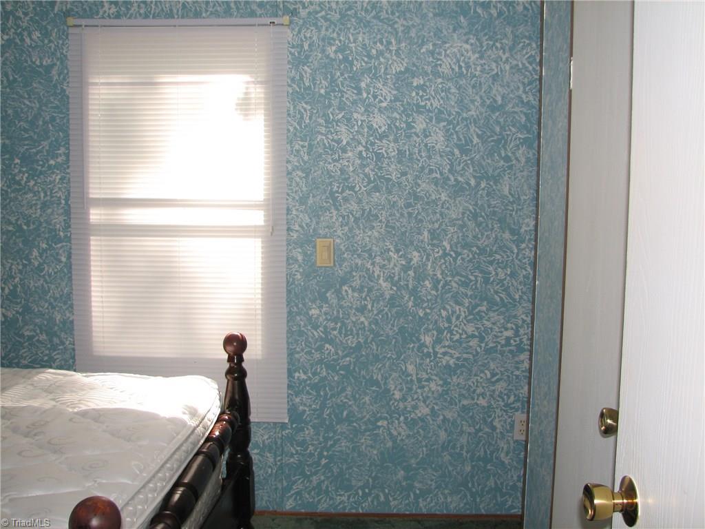 705 Frank Road Denton, NC 27239 - Photo 9 of 12 Gallery Image 9