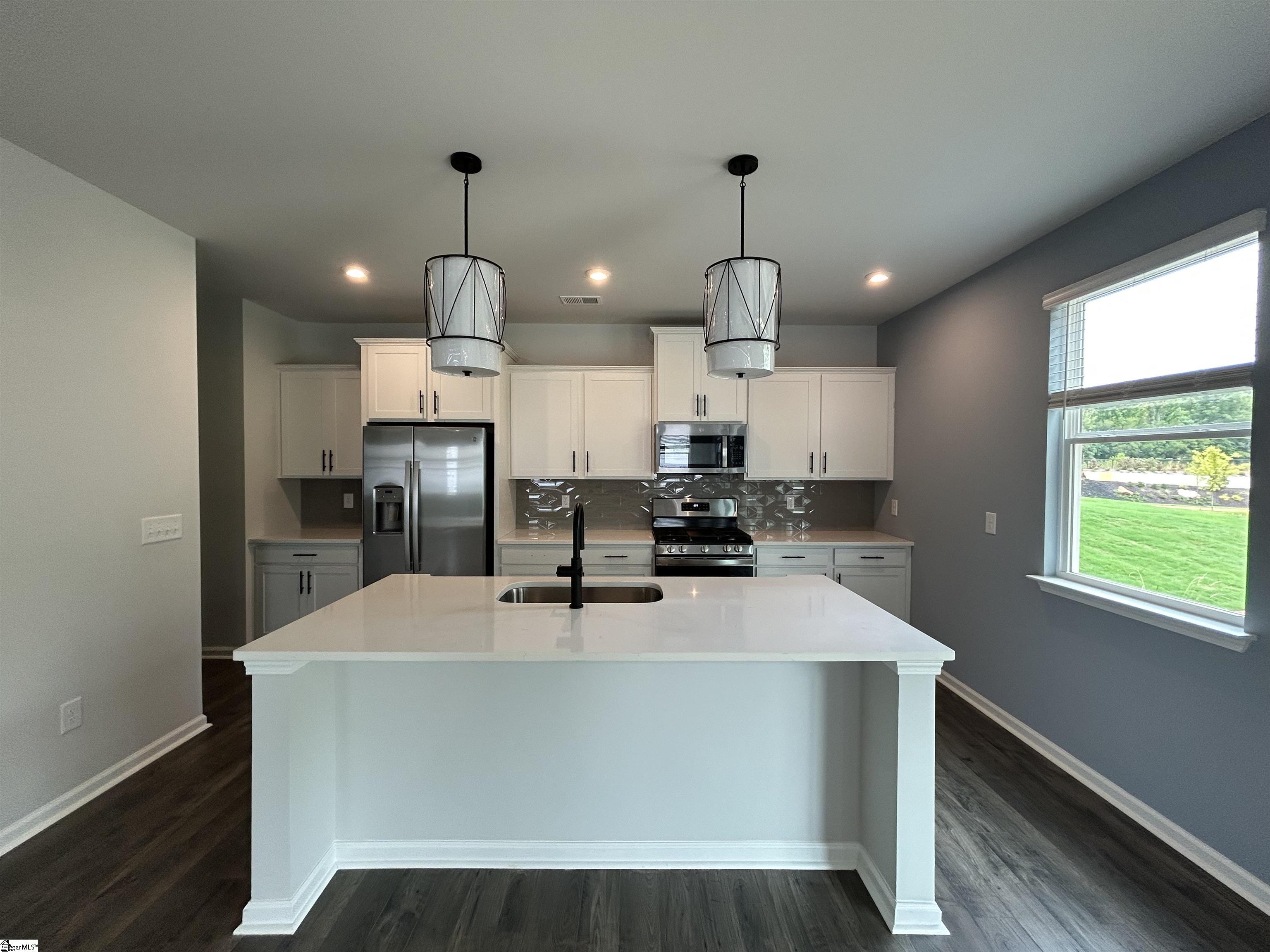 5 Harbor River Circle Greenville, SC 29607 - Photo 3 of 32