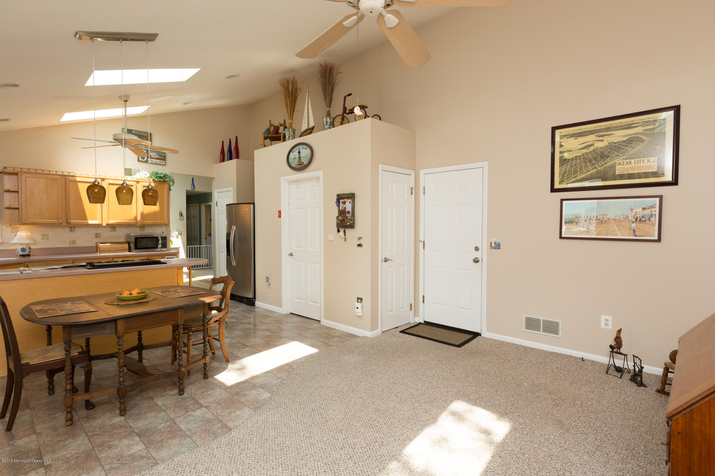 243 Van Zile Road Brick, NJ 08724 - Photo 21 of 40 20 Kitchen- Family Room