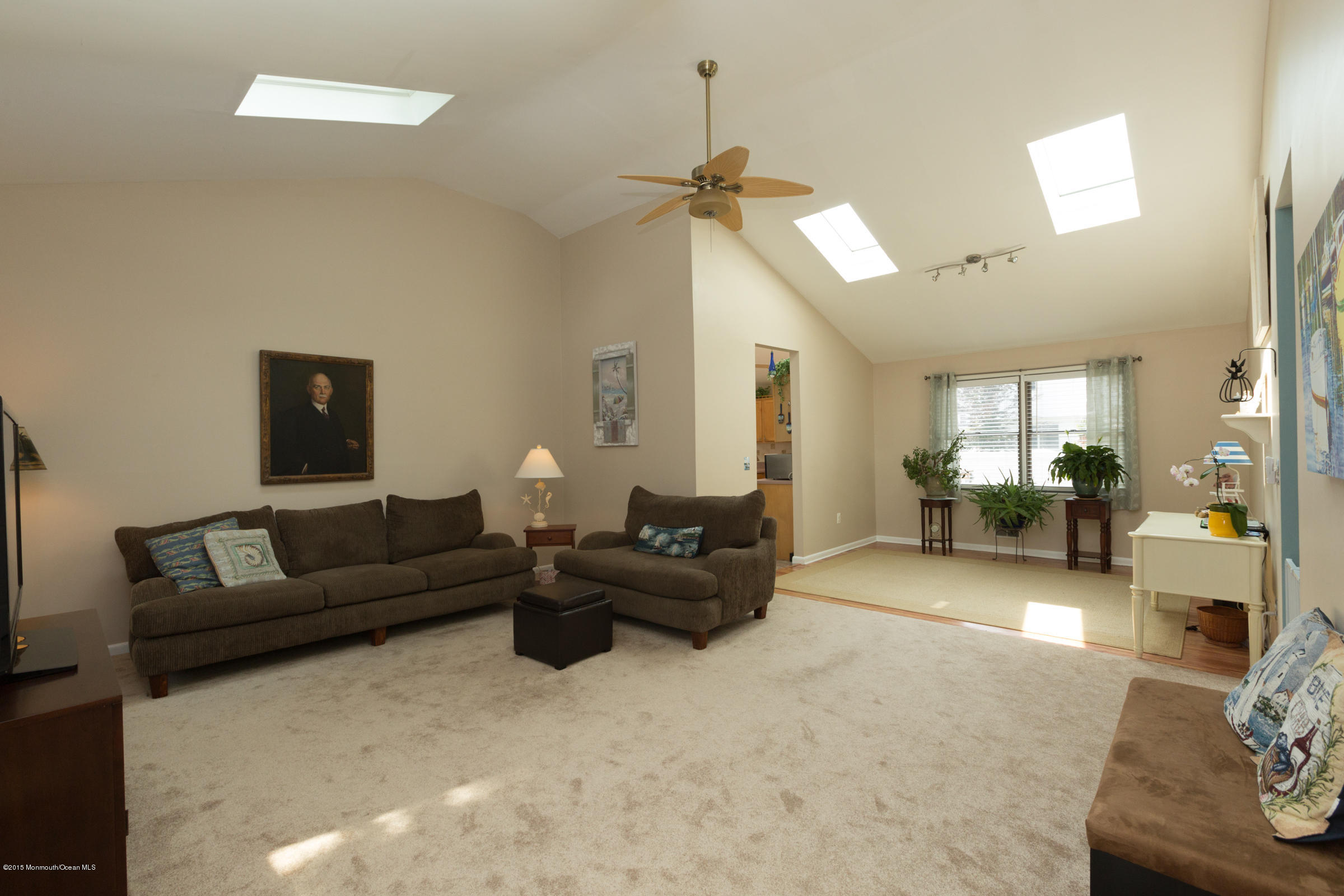 243 Van Zile Road Brick, NJ 08724 - Photo 10 of 40 09Living Room