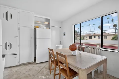$3,750,000 | 625 East 99th Street, Inglewood, CA 90301