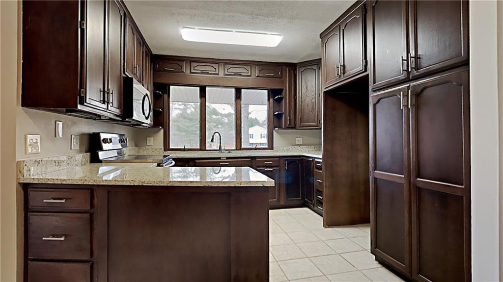6863 Todd Road Avon, IN 46123 - Photo 5 of 16 Gallery Image 5