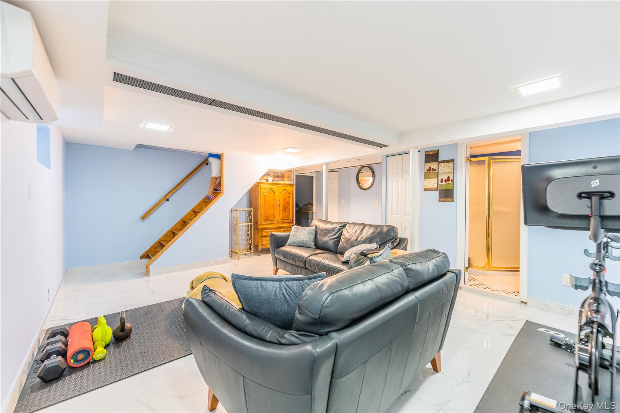 166-31 24th Road Queens, NY 11357 - Photo 20 of 25 Gallery Image 20