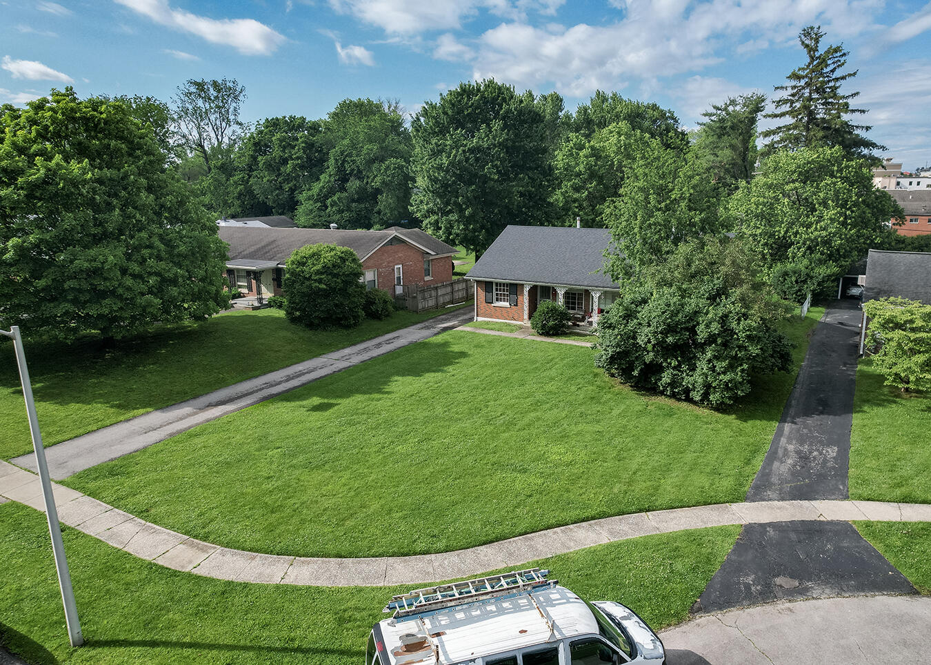 112-114 Greenbriar Road Lexington, KY 40503 - Photo 4 of 43 4