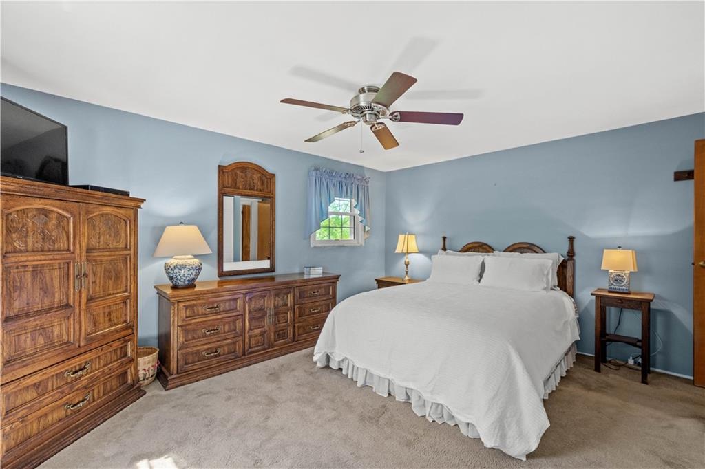 290 Hays Road Pittsburgh, PA 15241 - Photo 12 of 29 Gallery Image 12