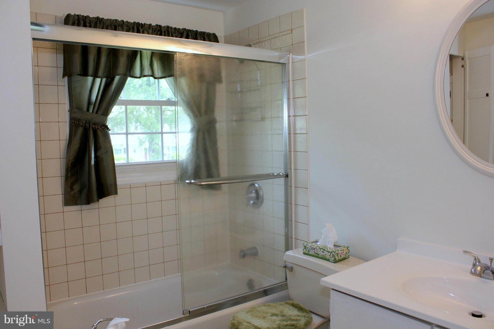 8707 Crystal Rock Lane Laurel, MD 20708 - Photo 21 of 30 Upstairs Hall Bath