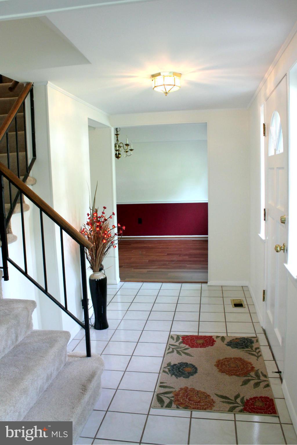 8707 Crystal Rock Lane Laurel, MD 20708 - Photo 6 of 30 Foyer
