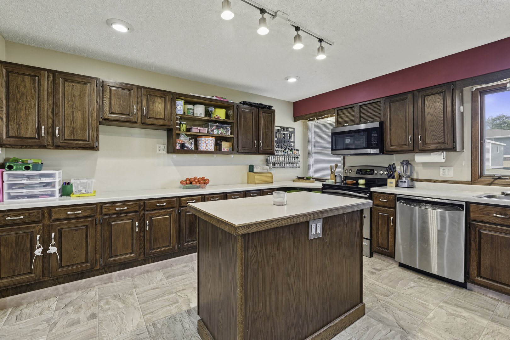 919 3rd Avenue Fulton, IL 61252 - Photo 9 of 22 Gallery Image 9