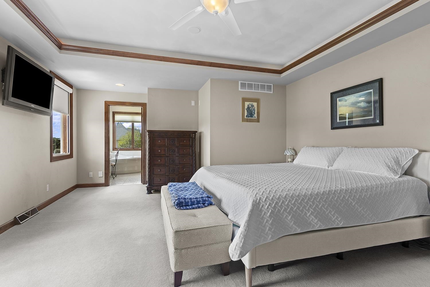 W7415 Ridgetop Drive Neenah, WI 54956 - Photo 14 of 55