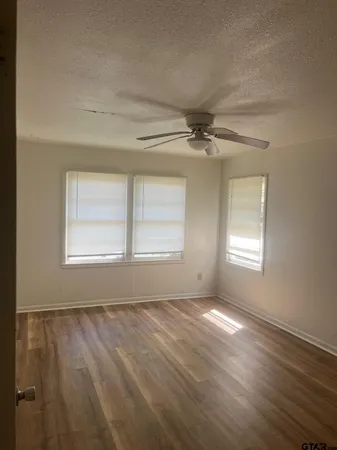$1,450 | 700 West 2nd Street, Tyler, TX 75701