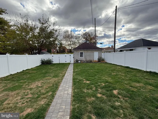 $465,000 | 310 West Caracas Avenue, Hershey, PA 17033